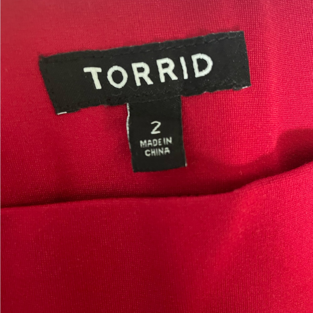 Torrid Red pencil skirt. - Picture 2 of 2
